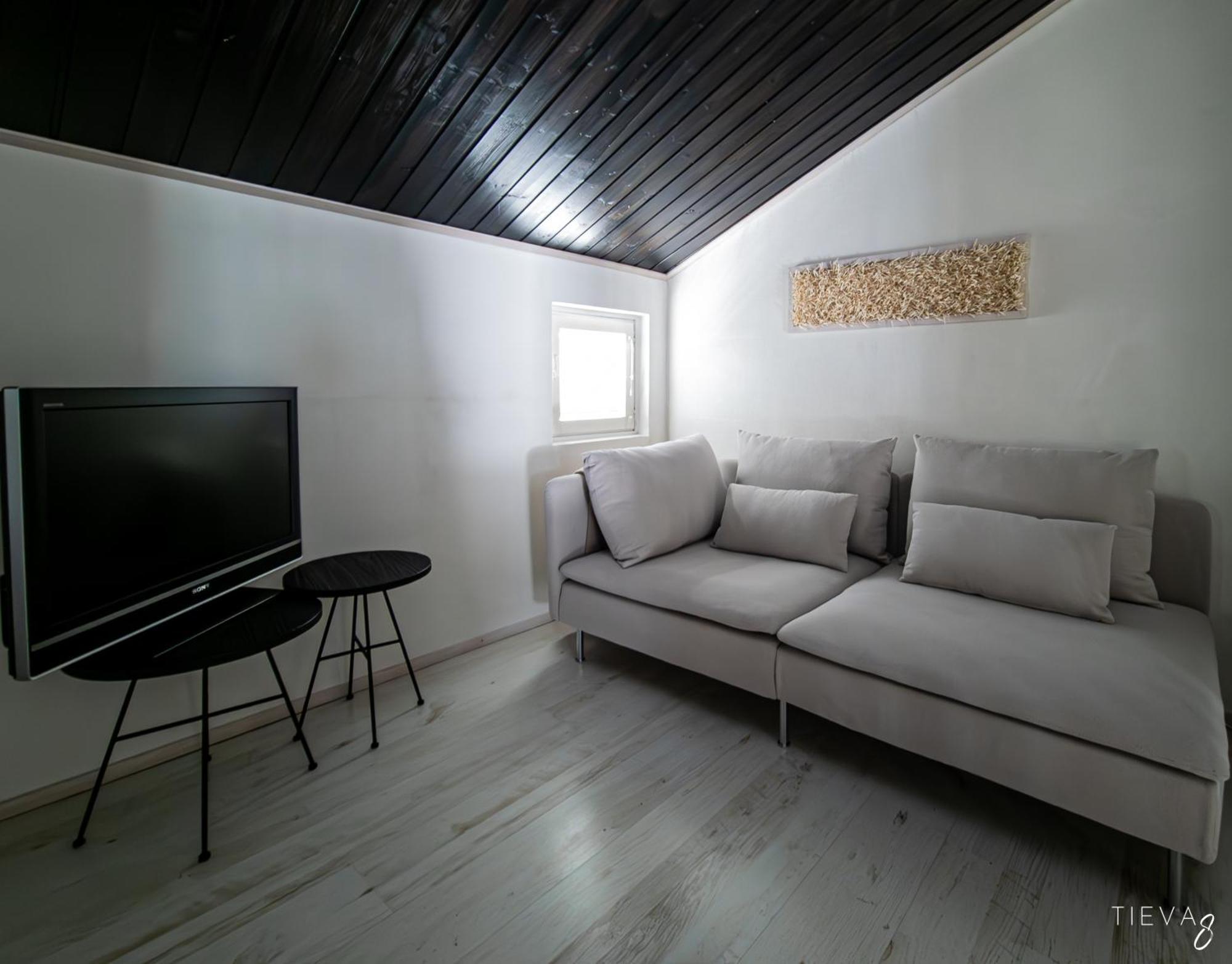 Economy Tieva Apartment เลวี ภายนอก รูปภาพ
